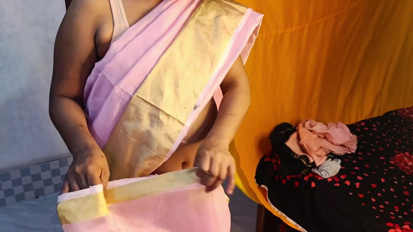 Indian Desi Woman Harder Anal Fucked and Blowjob