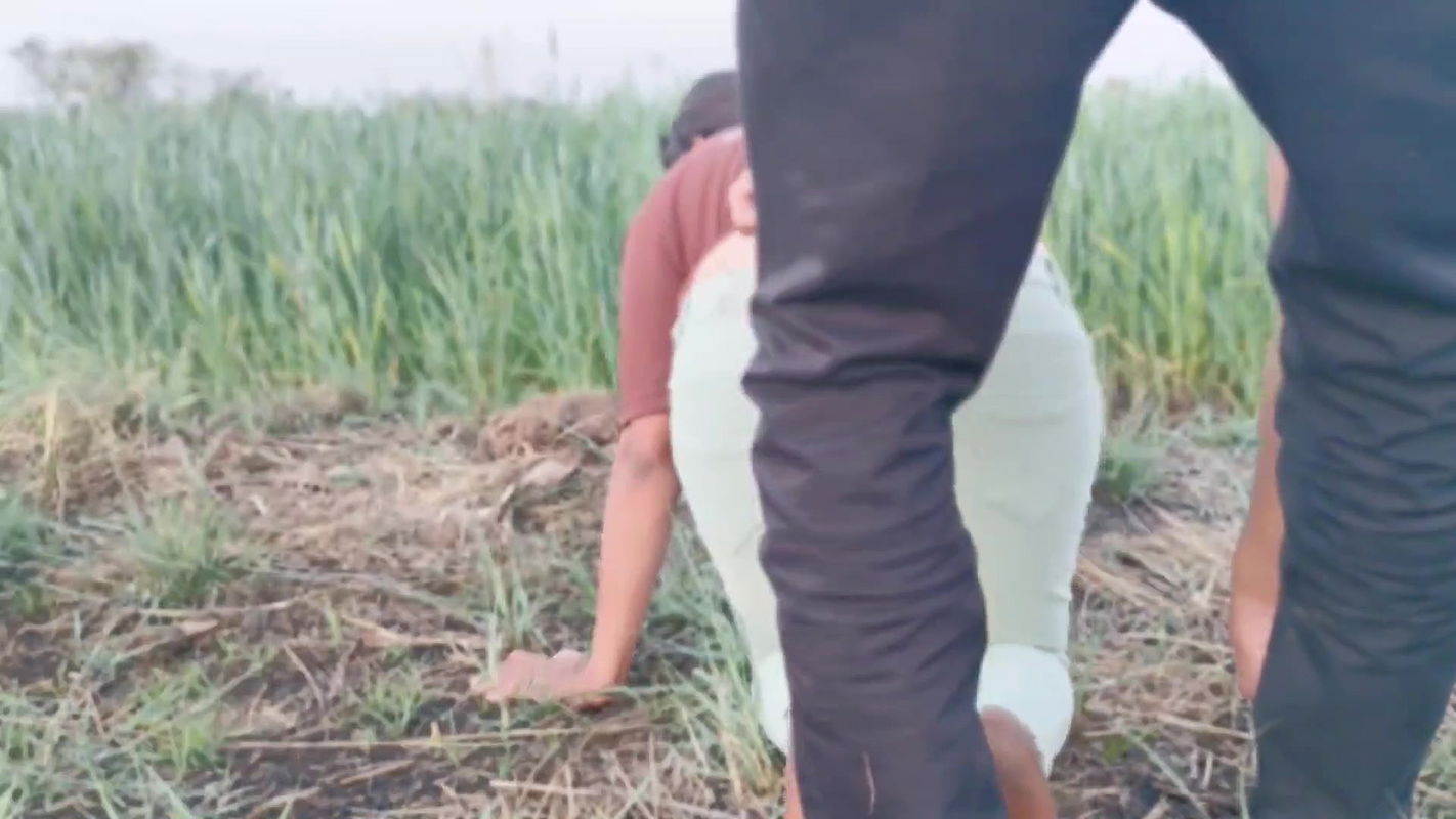 Stepbrother fucks Stepsister alone in the field, and Anal trying Sex, Full Hindi Audio Wrong Hole xxx videos