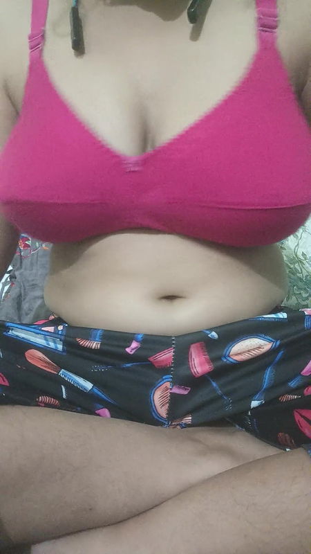 Pink Bra Hard Boobs Pressing watch full video