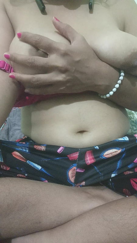 Pink Bra Hard Boobs Pressing watch full video