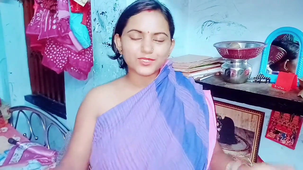 Indian village hot young desi girlfriend comes from school and gets by her boyfriend