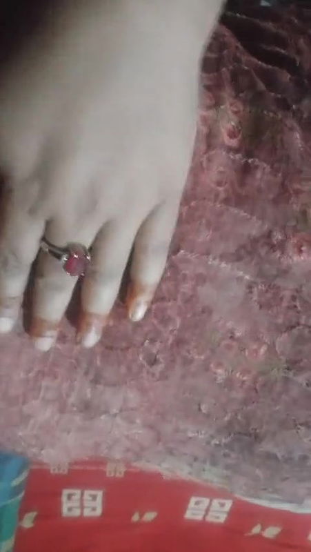 I found Bhabhi alone and raised Bhodar Jala