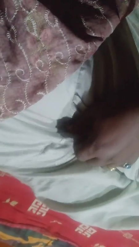 I found Bhabhi alone and raised Bhodar Jala