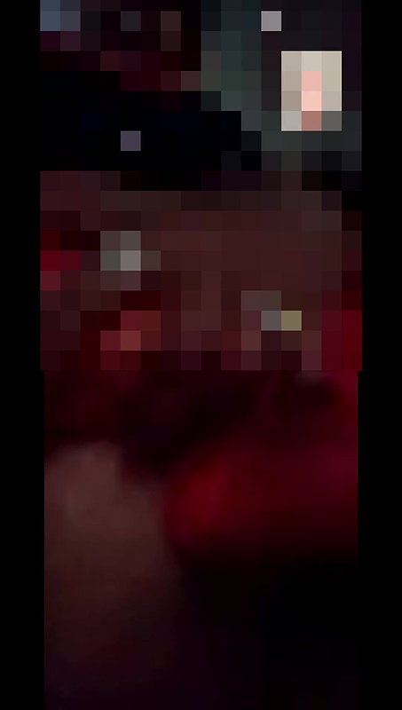 Desi village ki bhabhi apne lover ko video call pe gand aur chut dikha