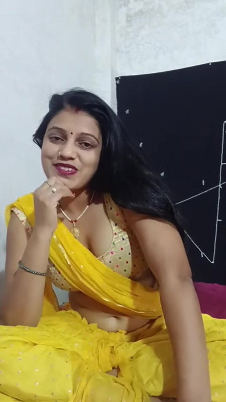 Desi housewife got hard fucked in doggy style with husband