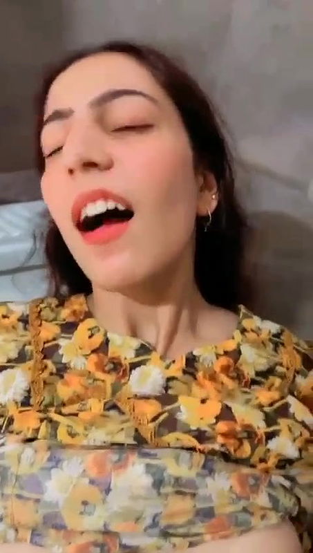 Paki beautiful maal shaved PUSSY Fucked