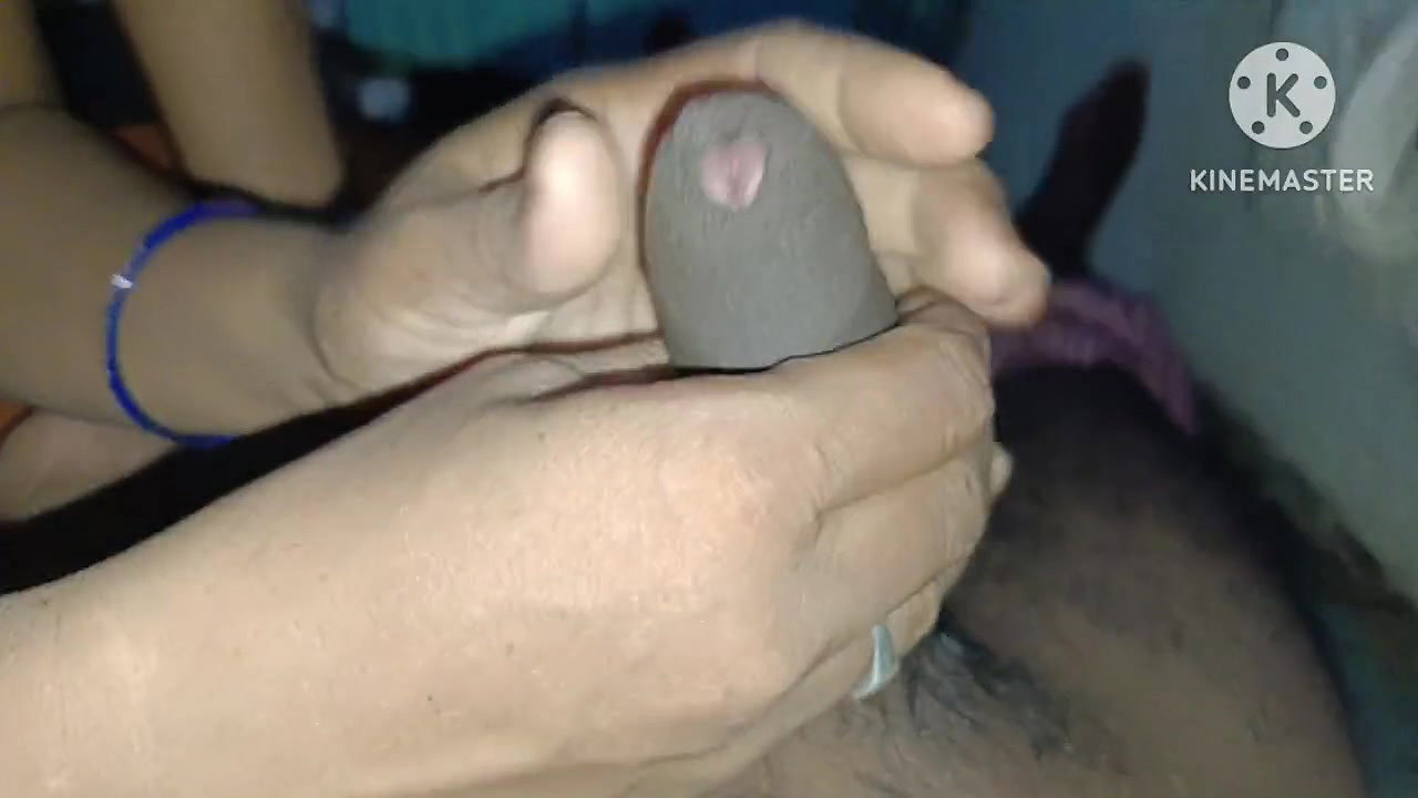 Telugu wife soking hasbend friends coke