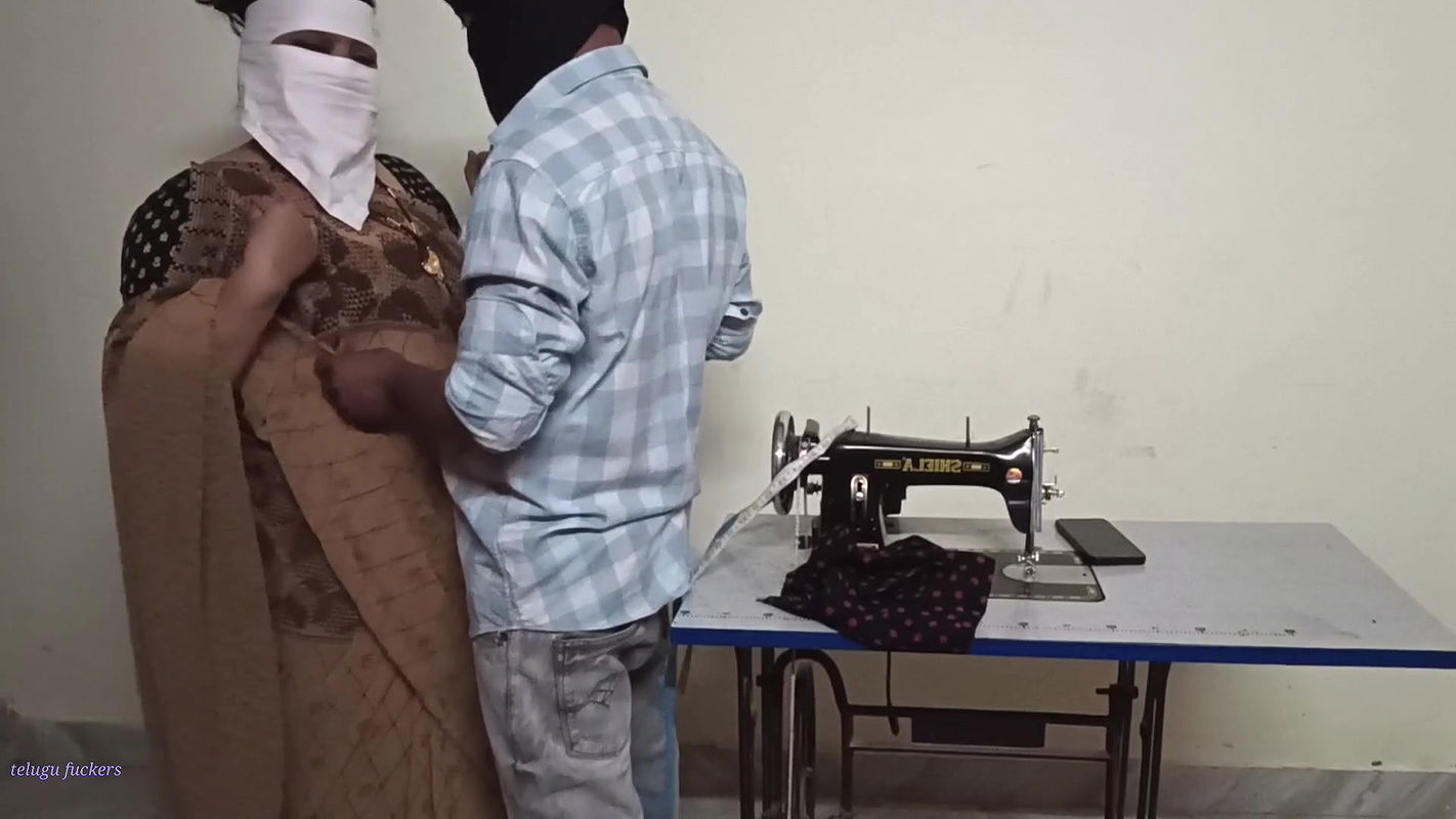 Telugu Sister In Law With Tailor Doggy Style Hard-core Reality Fucking Alone Women Vadina Maridi Affair Dengudu Secret Boobs