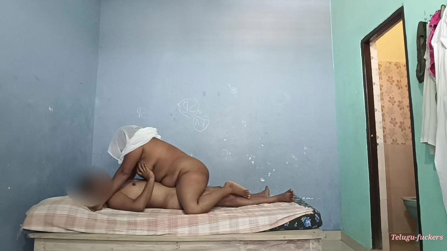 Telugu Horny Aunty Bigboobs Bouncing Riding Strong Strokes Doggy Style Hard-core Fucking With Boyfriend