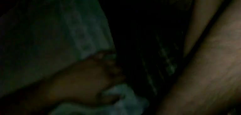 armeena lucknow gf boobs pressed