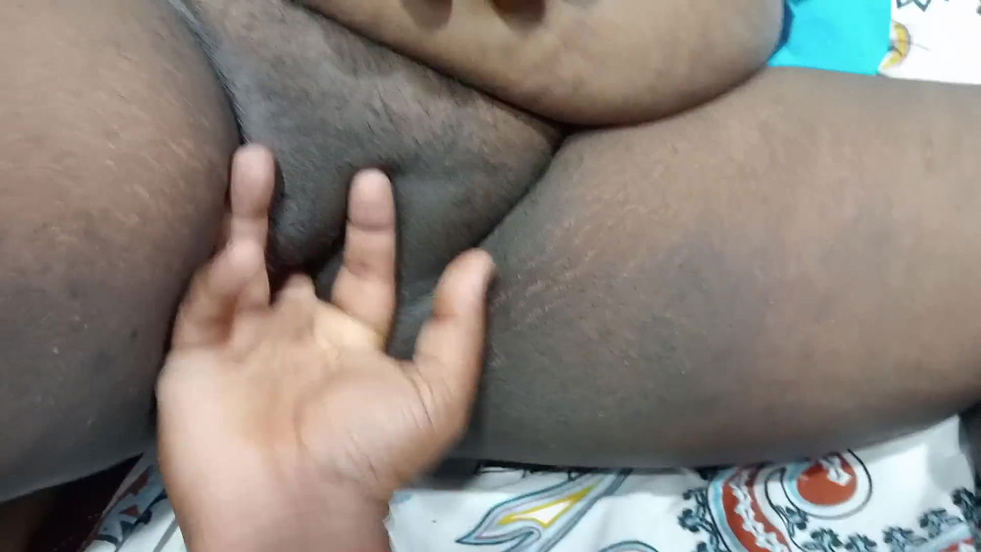 Tamil wife tried anal finger and hard pussy Fucking in missionary hot expression