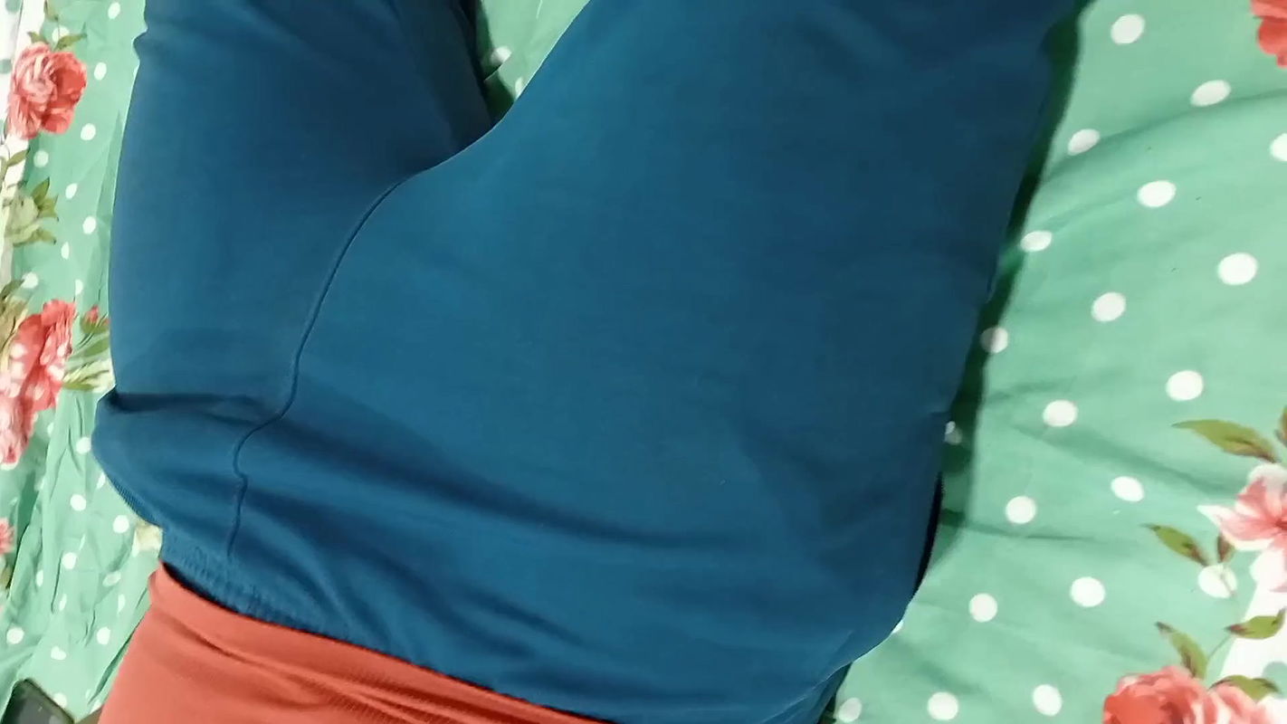 Tamil bhabhi asking for help her Devar he demand on cock sucking finally I did suck and cum in mouth