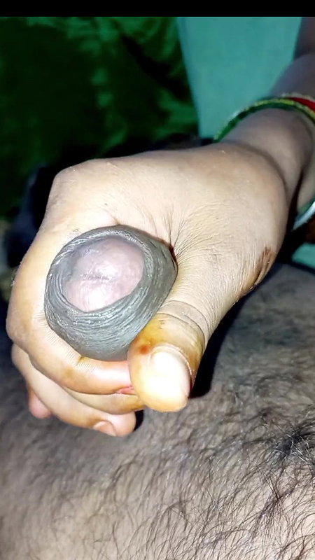 Song pe kudai ki under the guise of ghughat