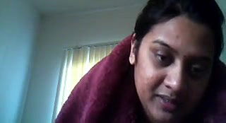 aunty live cam chat with her hubby overseas