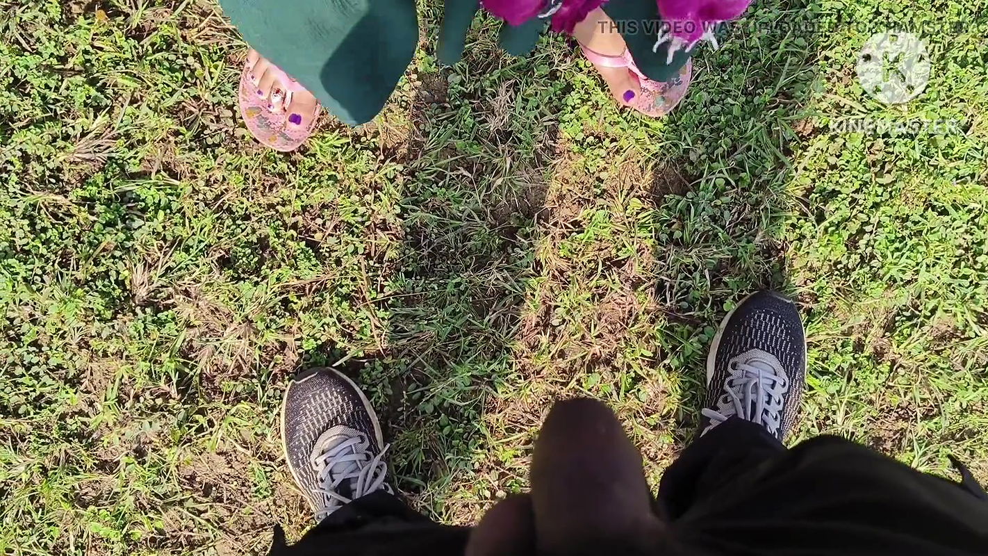 Outdoor sex with desi Indian girl Meko dar lag rhaa hai jaldi chalo yaha se