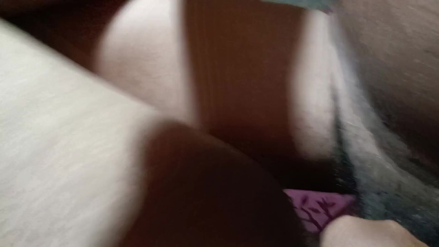 Neighbor’s wife called to apply ointment for back pain. I did not understand when.. – I’m sorry Boudi. !!!