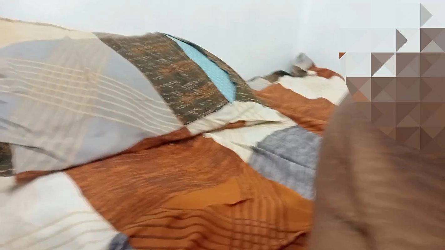 My husband’s younger stepbrother who mocked his stepsister-in-law who was changing her clothes, finally he fucked me nicely