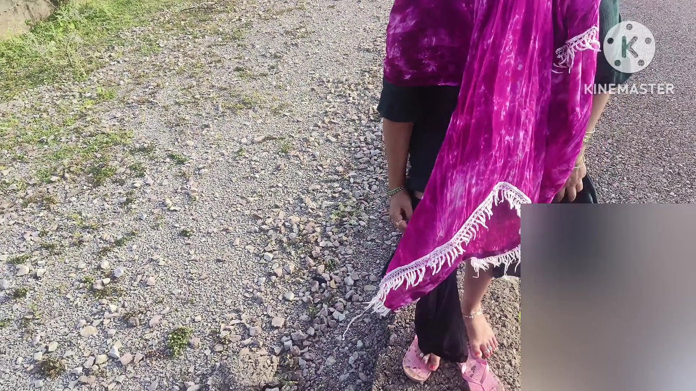 Mms Desi Indian girl Fucked outside by his boyfriend Hindi sex