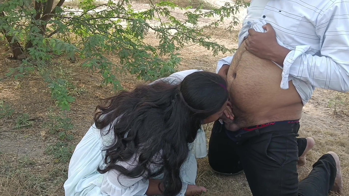 Jungle Blowjob and cum in mouth complition with village girl Kavita