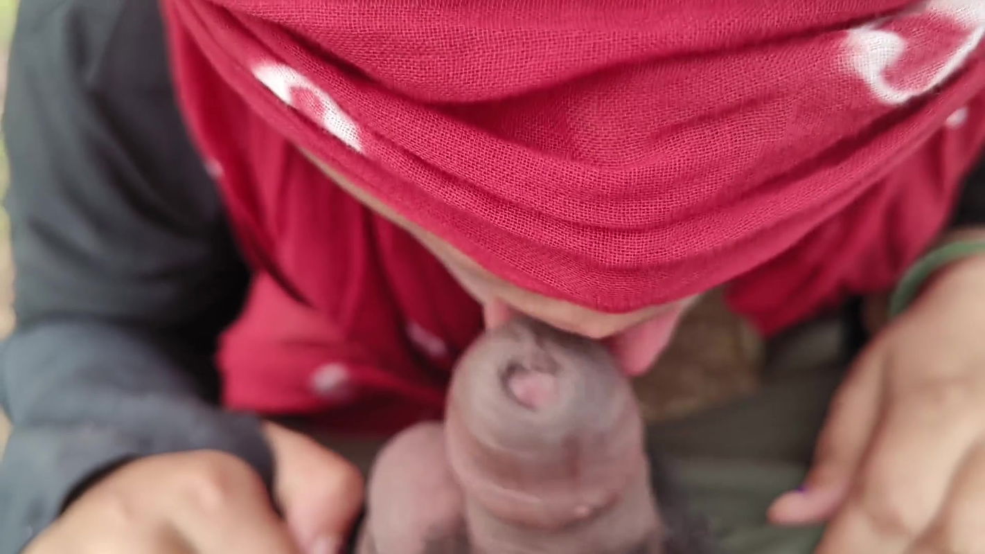 Indian girl Fucked Outside by his boyfriend jaldi kar Hindi audio sex video