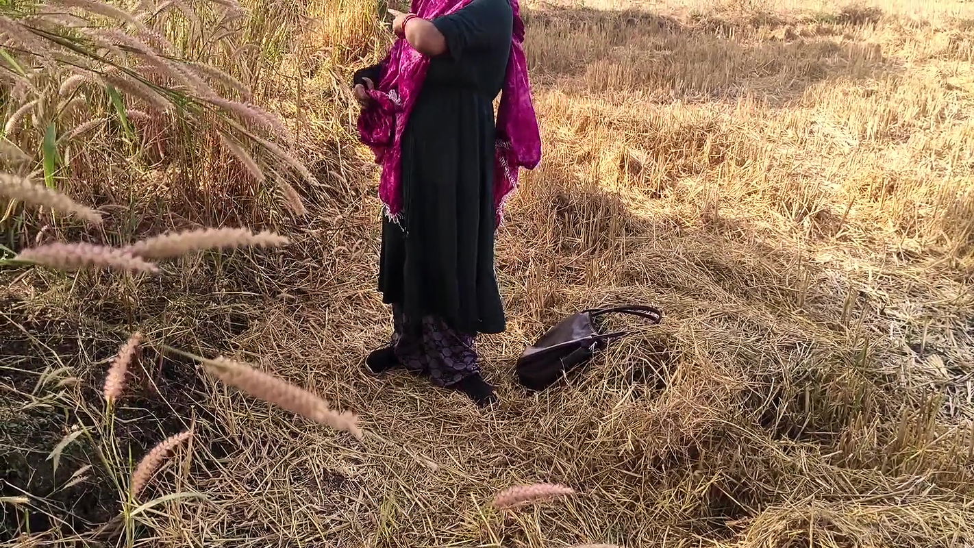 Indian girl Fucked Hard In Jungle Khet By his Boyfriend Desi Hindi audio sex video