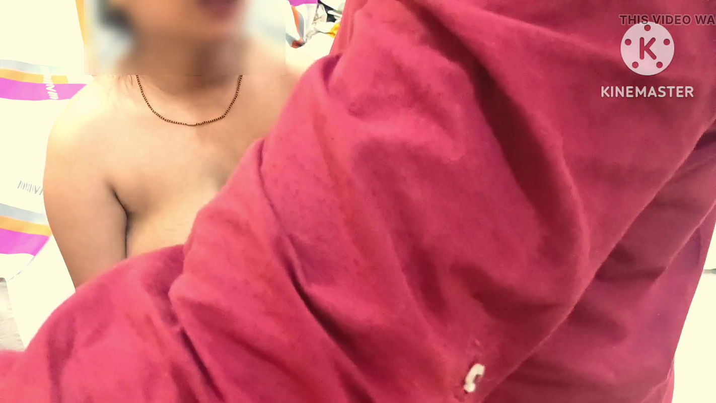 Indian aunty ko tailor ne choda jab wo blouse fitting k liye aayi thi Hindi sex video