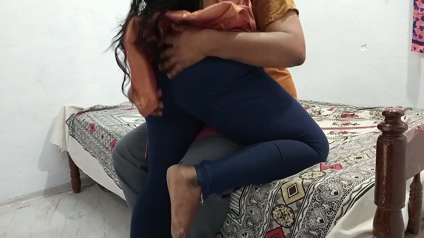 I tricked my husband by saying I was going shopping and went to my friend’s house and fucking hard