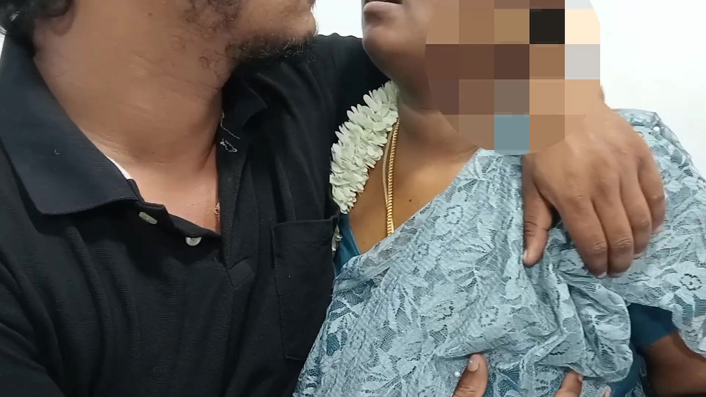 Hot Couples lip kissing and deepthroat mouth fucking