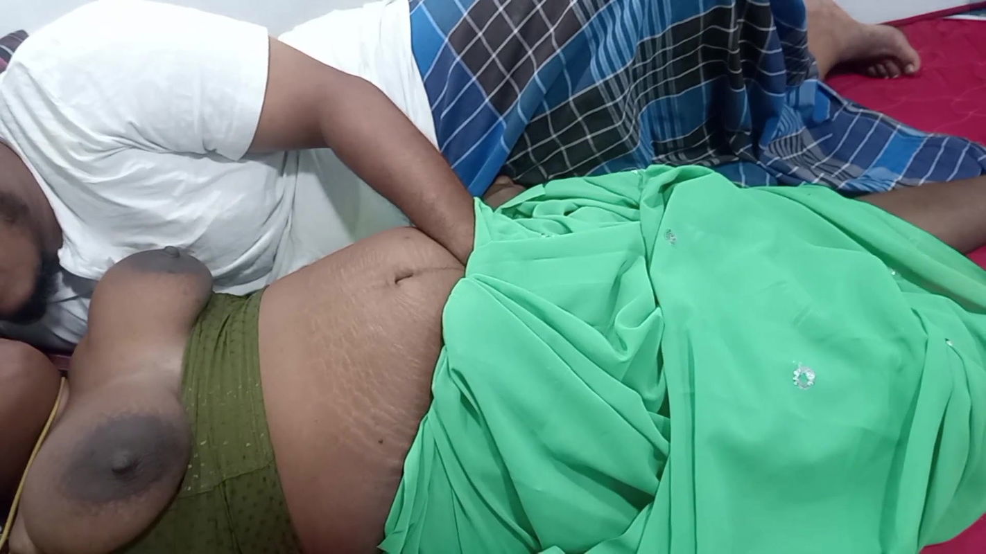 Green saree house wife pussy licking orgasm