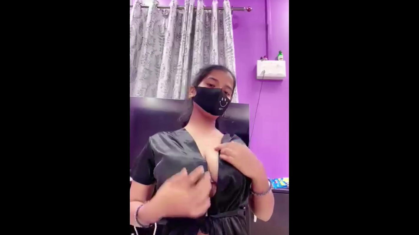 Desi Young Hot Girl Cute Shaved Pussy Clitoris Round Shape Bigboobs Puffy Nipples Shaking Telugu Fuckers