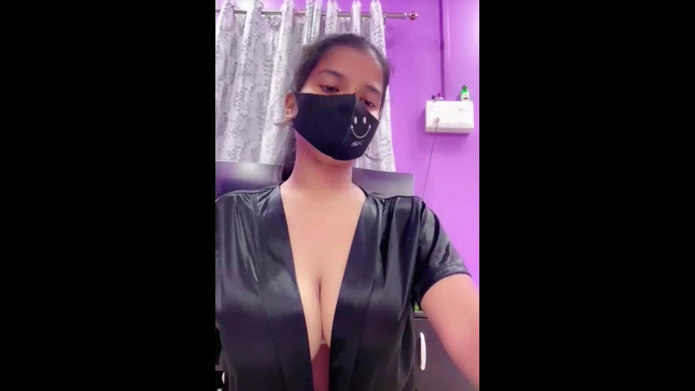 Desi Young Hot Girl Cute Shaved Pussy Clitoris Round Shape Bigboobs Puffy Nipples Shaking Telugu Fuckers