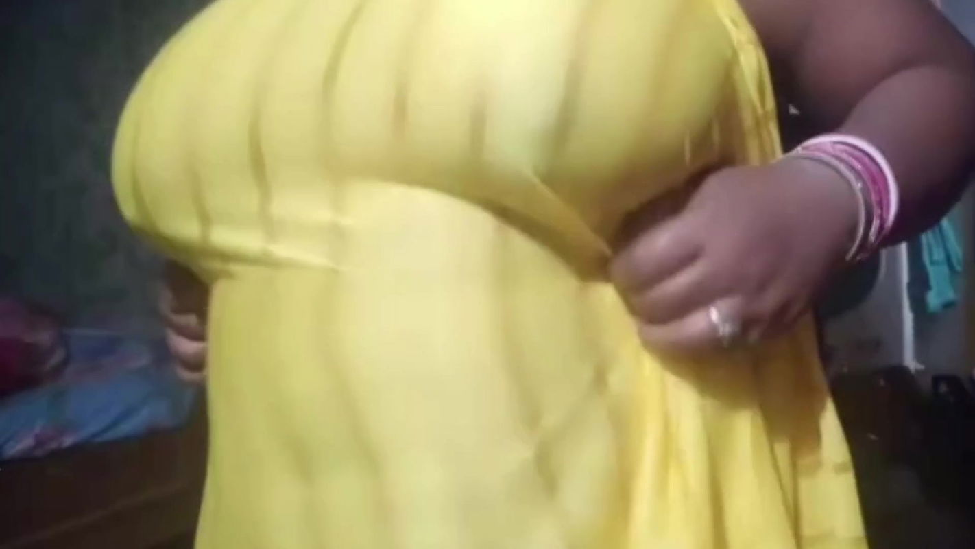 Desi yellow saree open blouse hot aunty romance dirty talking for fucking pussy fingering big boobs pressing telugu fuckers