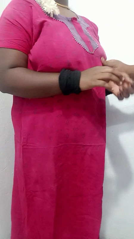 Desi Tamil bhabhi cheating for her close friends husband hot sucking fucking hard