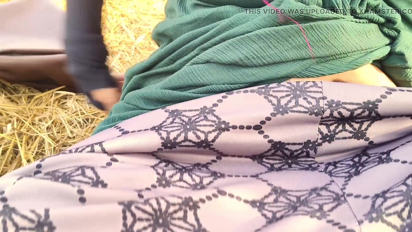 Desi Hot Indian Girl Fucked Hard in jungle by His Boyfriend Desi Hindi sex Video