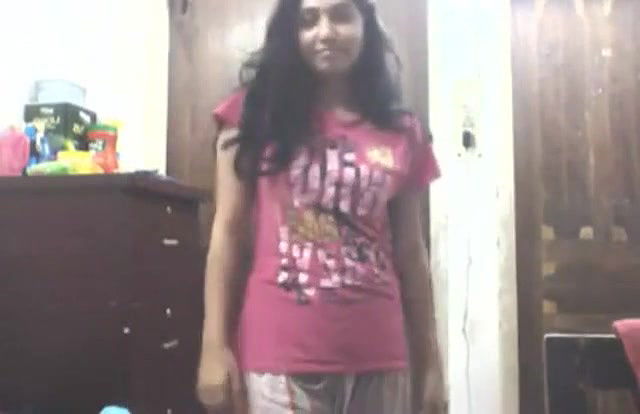 bengali girl inhalwaruittriping and trying dresses 2
