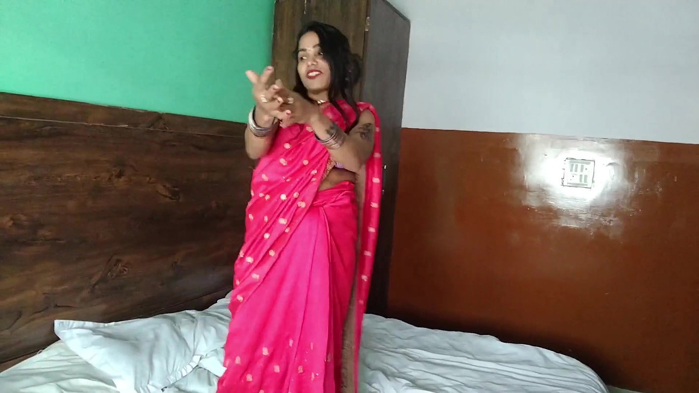 Dance karte karte dance teacher ko pel diya