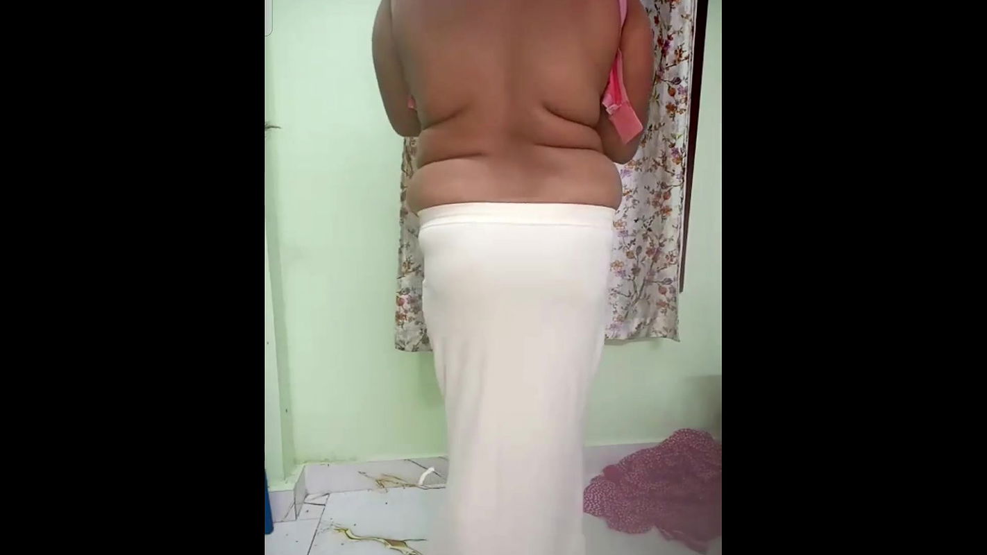 Andhra White Saree Aunty Pussy Clitoris Fingerings Deeply Saggy Tights Bigboobs Bouncing Rubbing For Stepbrother
