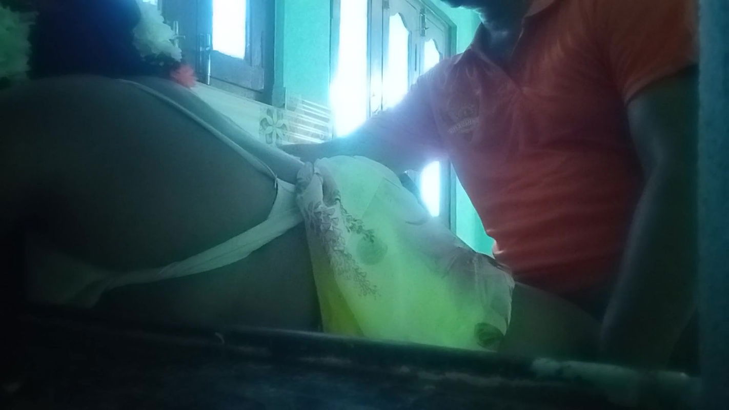 Vizag Telugu house wife reality husband fucks in kitchen doggy style hard-core dirty talk telugu-fuckers