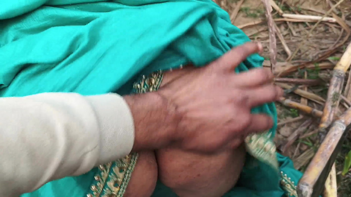 Today I kicked my wife’s ass in a sugarcane field and shot an Indian sex video