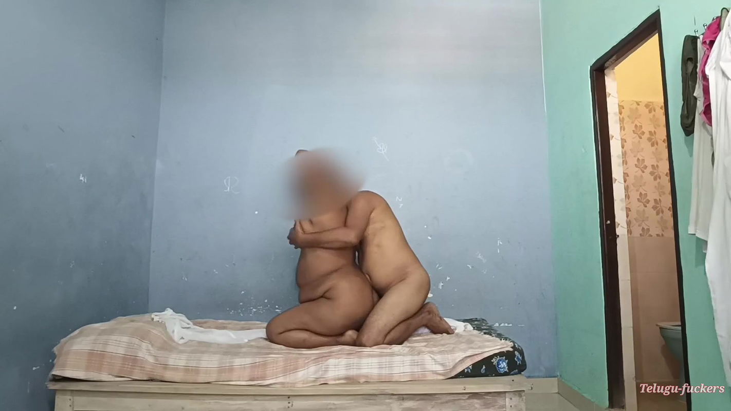 Telugu Horny Aunty Bigboobs Bouncing Riding Strong Strokes Doggy Style Hard-core Fucking With Boyfriend