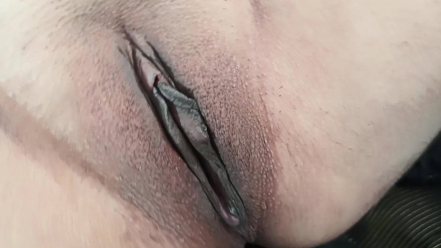 My sexy stepmom is fucking with bananas today in Indian porn video