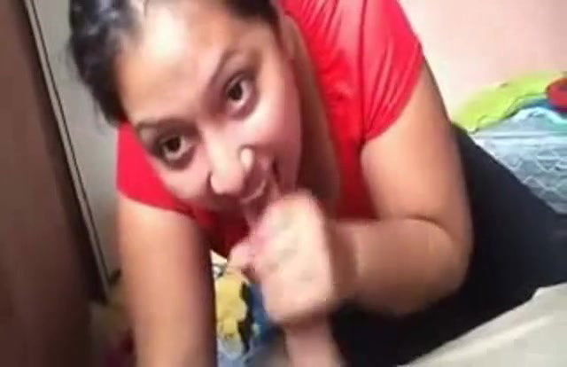 bhabhi in red top blowjob