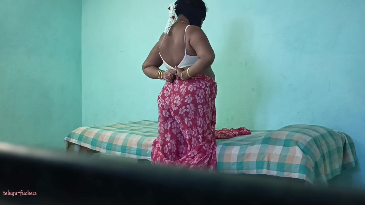 Hyderabad Telugu Hot Aunty Strong Dick Sucking Riding With Neighbour Boy