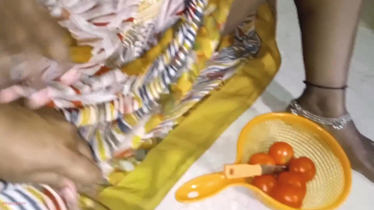 House Wife Doggy Style Riding Hardly With Husband Then Vegitable Cutting For Coocking