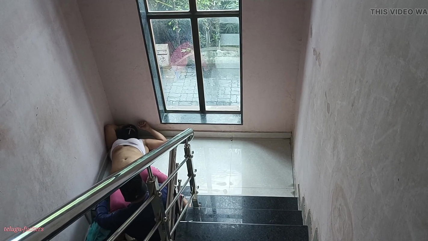 Desi Young Lovers Secret Romance Boobs Sucking Fucking