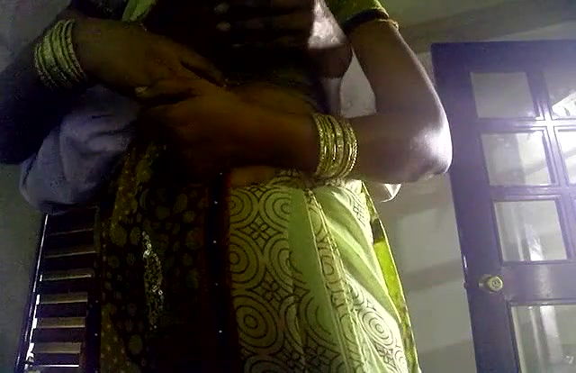 bhabhi juicy boobs pressed