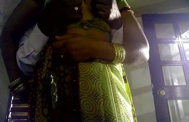 bhabhi juicy boobs pressed