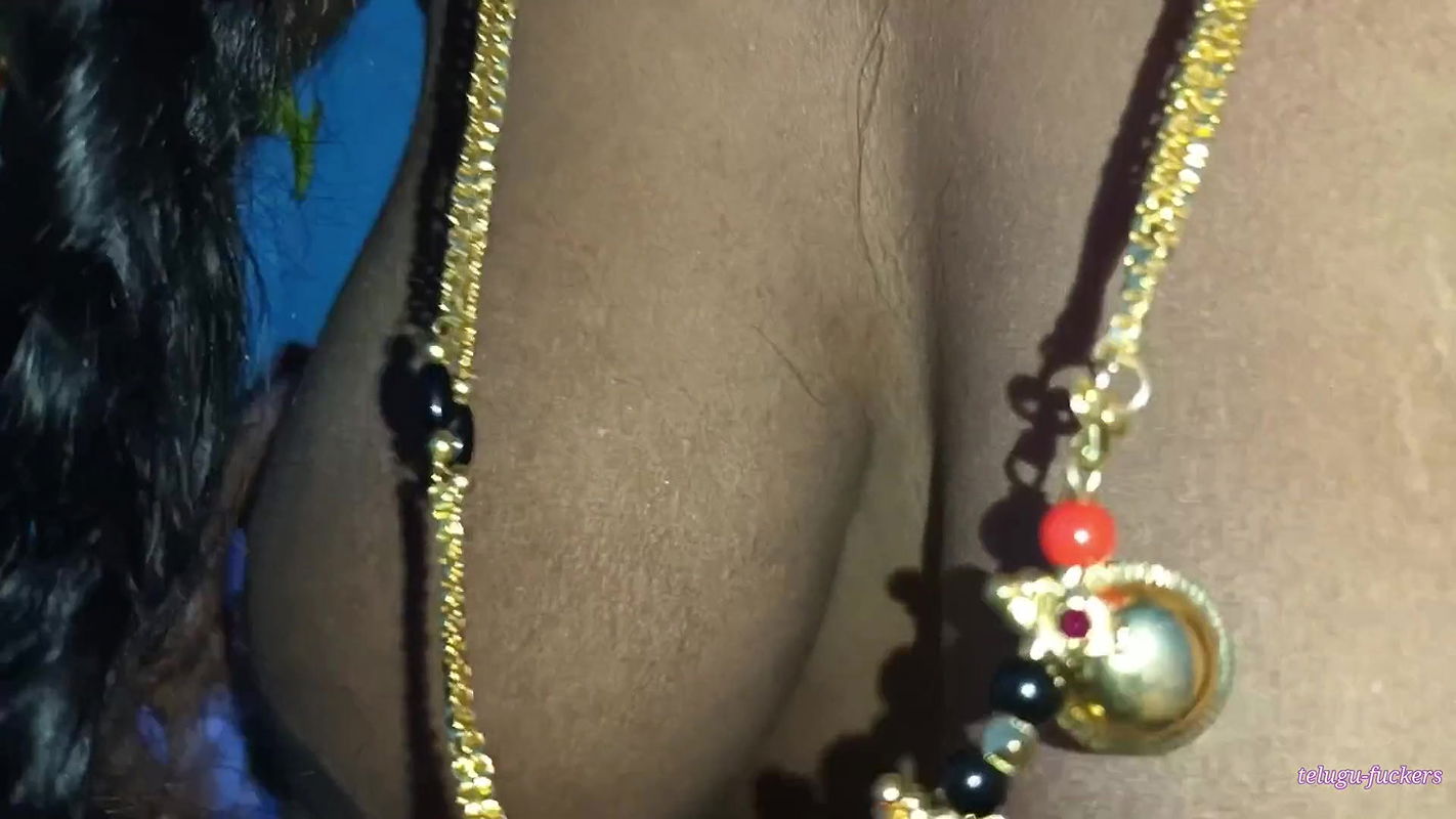 Andhra Lanja Dick Riding Strong Strokes With Dirty Talking With Stepbrother Bigboobs Puffy Nipples Shaking