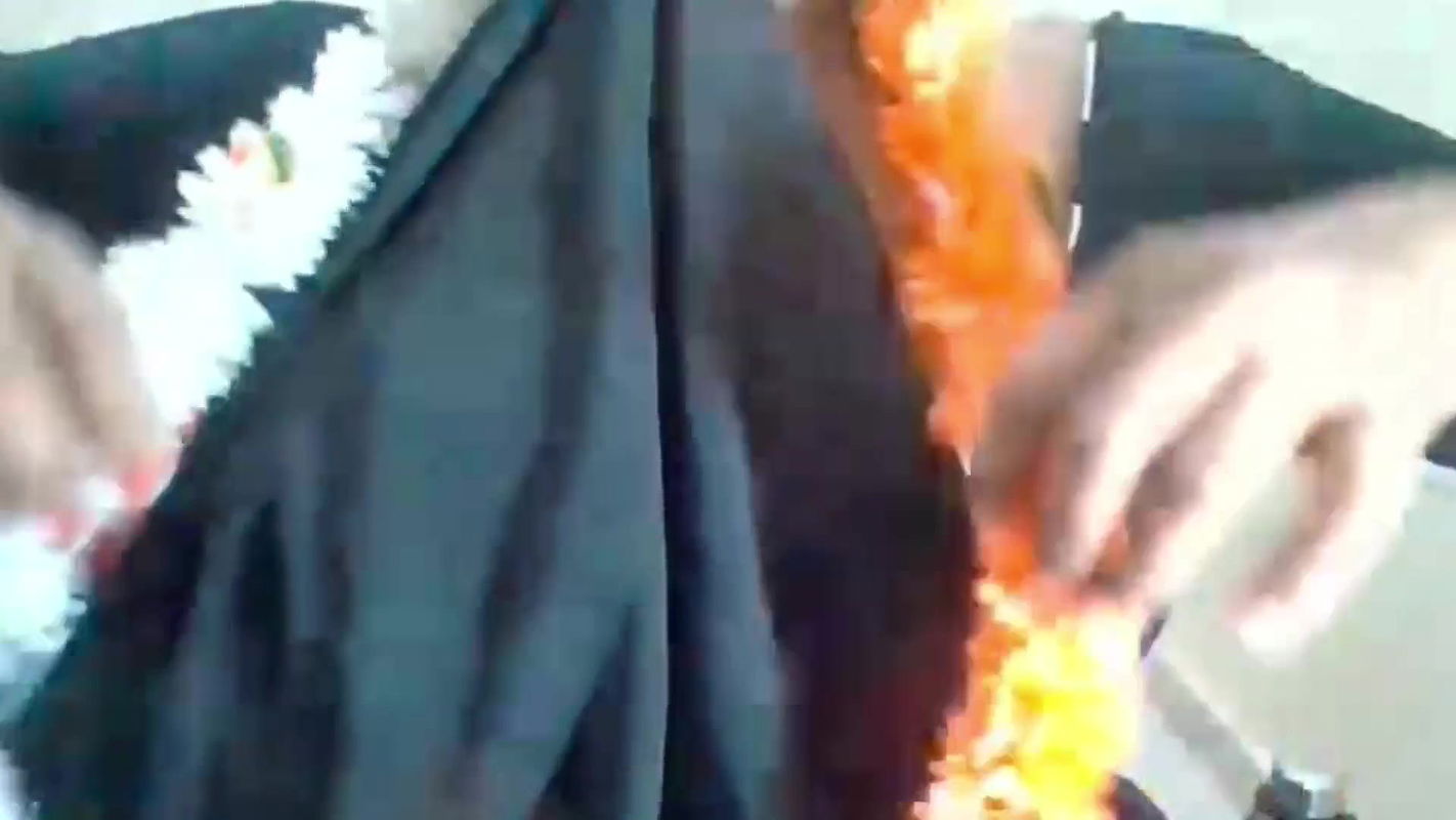 Andhra Bigboobs Aunty Tempting Dirty Talks About Wife Fucking With Jasmine Flowers