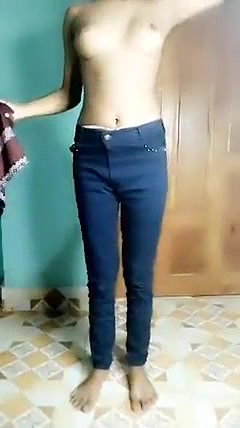 Bangladeshi Hot sexy slim girl stiping for you